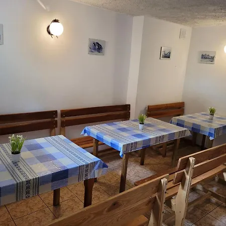 Panterej Goscinne Pansiyon Kruklanki